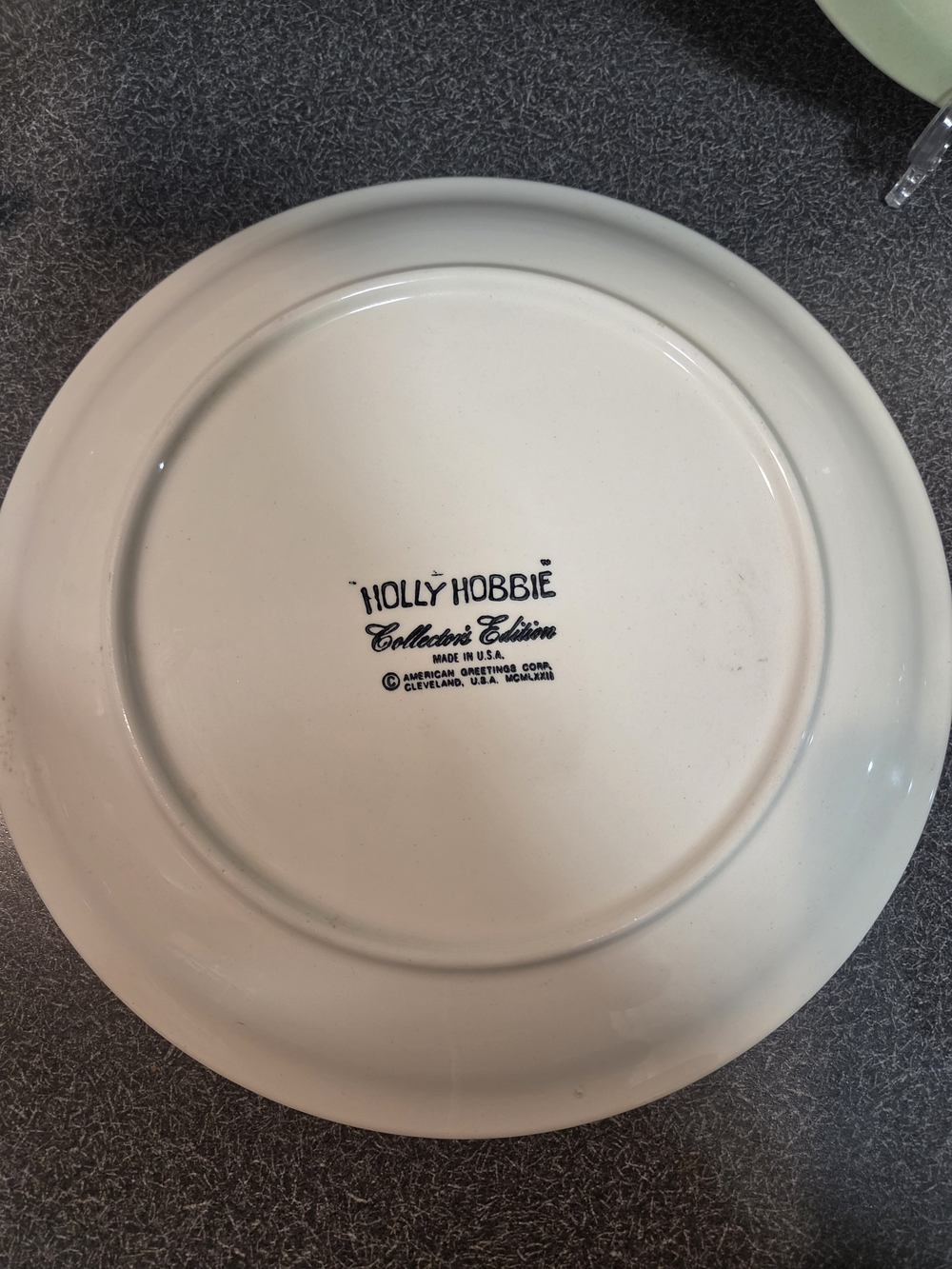 Holly Hobbie Collector Plates – "Happiness" Theme Set Of 2 - Picture 4 of 9